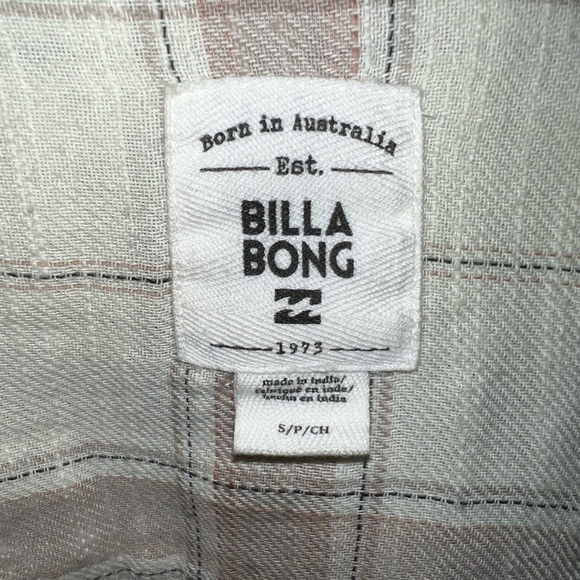 Flannel - Picture 3 of 4